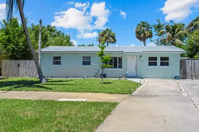 520 SE Dolphin Drive, Stuart, FL 34996 - Photo 2