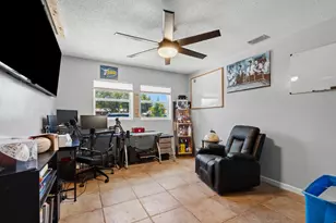 520 SE Dolphin Dr, Stuart, FL 34996 - Photo 12