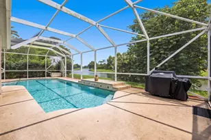 301 SW Buzby Ct, Port Saint Lucie, FL 34953 - Photo 12