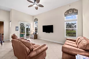 301 SW Buzby Ct, Port Saint Lucie, FL 34953 - Photo 10