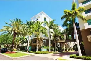 2421 NE 65th St, Fort Lauderdale, FL 33308 - Photo 12