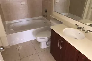 2421 NE 65th St, Fort Lauderdale, FL 33308 - Photo 6