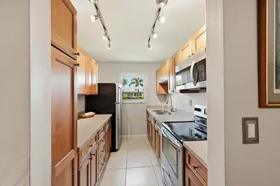 295 High Point Boulevard #B, Boynton Beach, FL 33435 - Photo 8