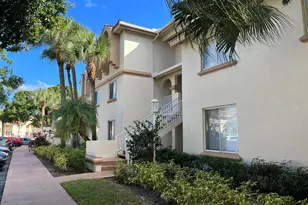 18106 Glenmoor Dr, West Palm Beach, FL 33409 - Photo 2