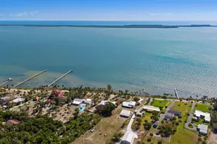 4003 S Indian River Dr, Fort Pierce, FL 34982 - Photo 30