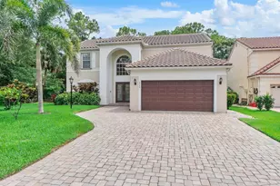 3904 Sanctuary Dr, Coral Springs, FL 33065 - Photo 4