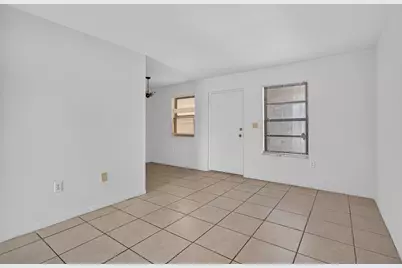 2141 NE 42nd Street #112, Lighthouse Point, FL 33064 - Photo 6