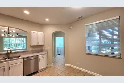 2124 Oakmont Drive, Riviera Beach, FL 33404 - Photo 8