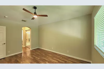 2124 Oakmont Drive, Riviera Beach, FL 33404 - Photo 14