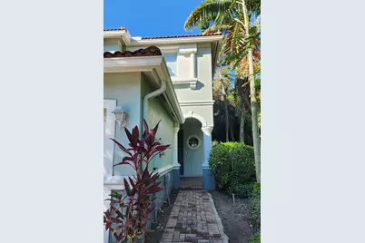 2124 Oakmont Drive, Riviera Beach, FL 33404 - Photo 2