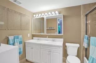 2003 Granada Dr, Coconut Creek, FL 33066 - Photo 14