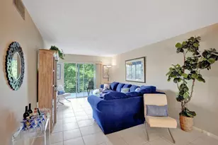 2003 Granada Dr, Coconut Creek, FL 33066 - Photo 2