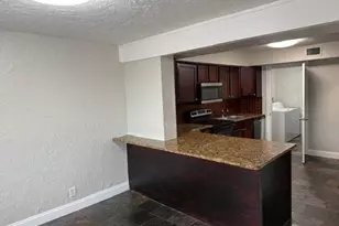 103 NE 28th St, Boca Raton, FL 33431 - Photo 14