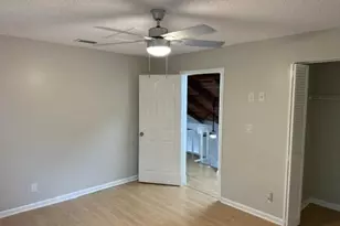 103 NE 28th St, Boca Raton, FL 33431 - Photo 32