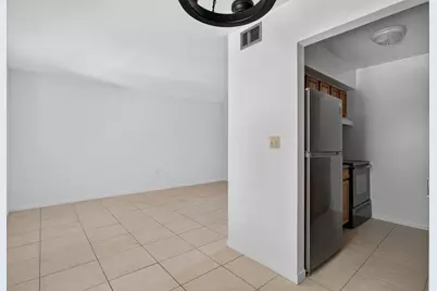 2141 NE 42nd Street #204, Lighthouse Point, FL 33064 - Photo 8