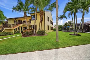 4699 E Lucerne Lakes Blvd, Lake Worth, FL 33467 - Photo 2