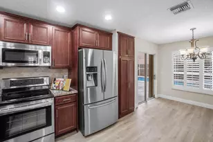 10425 Buena Ventura Dr, Boca Raton, FL 33498 - Photo 6