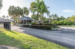 251 NW 69th St, Boca Raton, FL 33487 - Photo 2