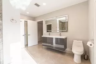 251 NW 69th St, Boca Raton, FL 33487 - Photo 26