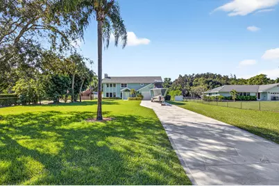 6701 Hillside Lane, Lake Worth, FL 33462 - Photo 4