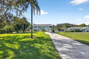 6701 Hillside Ln, Lake Worth, FL 33462 - Photo 4