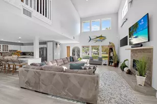 6701 Hillside Ln, Lake Worth, FL 33462 - Photo 14