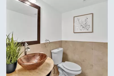 3675 N Country Club Drive #2405, Aventura, FL 33180 - Photo 10