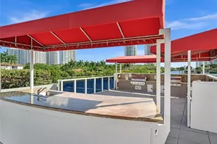 3675 N Country Club Dr, Aventura, FL 33180 - Photo 20