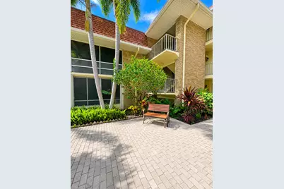 5570 Tamberlane Circle #329, Palm Beach Gardens, FL 33418 - Photo 10
