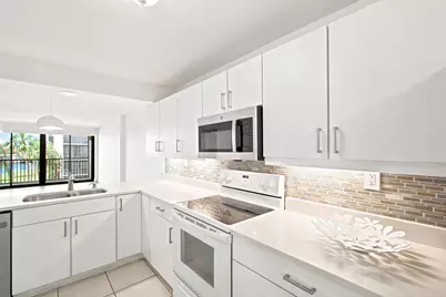 8 Royal Palm Way #3020, Boca Raton, FL 33432 - Photo 8