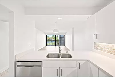 8 Royal Palm Way #3020, Boca Raton, FL 33432 - Photo 10