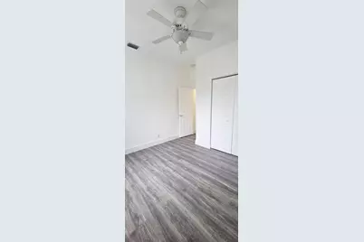 8320 Lagos De Campo Boulevard, Tamarac, FL 33321 - Photo 16