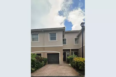 8320 Lagos De Campo Boulevard, Tamarac, FL 33321 - Photo 2