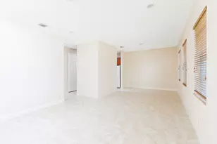 6807 Lakeside Cir N, Davie, FL 33314 - Photo 6