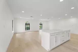 257 E Lakewood Rd, West Palm Beach, FL 33405 - Photo 34