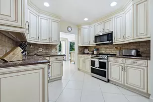265 Fairview Rd, Palm Beach, FL 33480 - Photo 18
