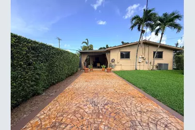 5170 Palm Avenue, Hialeah, FL 33012 - Photo 36