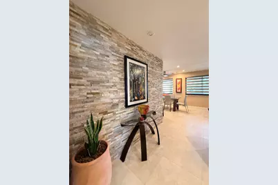 5170 Palm Avenue, Hialeah, FL 33012 - Photo 12