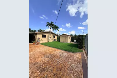5170 Palm Avenue, Hialeah, FL 33012 - Photo 38