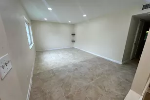 5614 Blueberry Ct, Lauderhill, FL 33313 - Photo 6