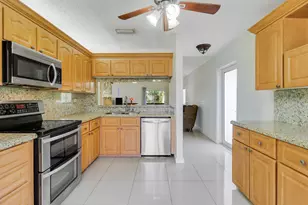 5373 Gene Cir, West Palm Beach, FL 33415 - Photo 4