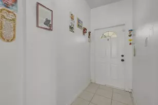 754 Hibiscus Dr, Royal Palm Beach, FL 33411 - Photo 14