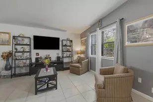 754 Hibiscus Dr, Royal Palm Beach, FL 33411 - Photo 8