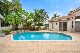 5785 Regency Cir E, Boca Raton, FL 33496 - Photo 18