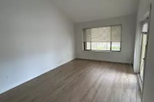 2900 Cuyahoga Ln, West Palm Beach, FL 33409 - Photo 10