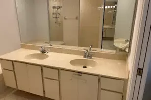 2900 Cuyahoga Ln, West Palm Beach, FL 33409 - Photo 12