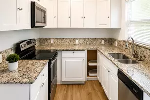 2405 N 44th St, Fort Pierce, FL 34946 - Photo 4