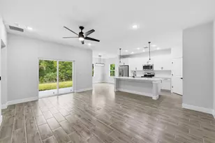 7825 96th Ave, Vero Beach, FL 32967 - Photo 2