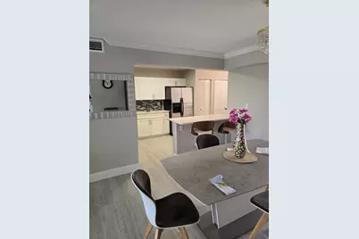 7580 Regency Lake Drive #402, Boca Raton, FL 33433 - Photo 12