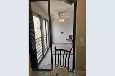7580 Regency Lake Drive #402, Boca Raton, FL 33433 - Photo 6